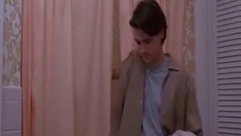 Vintage Erotisk Video Av Tabubelagd Mamma Och Icke-Styvson
